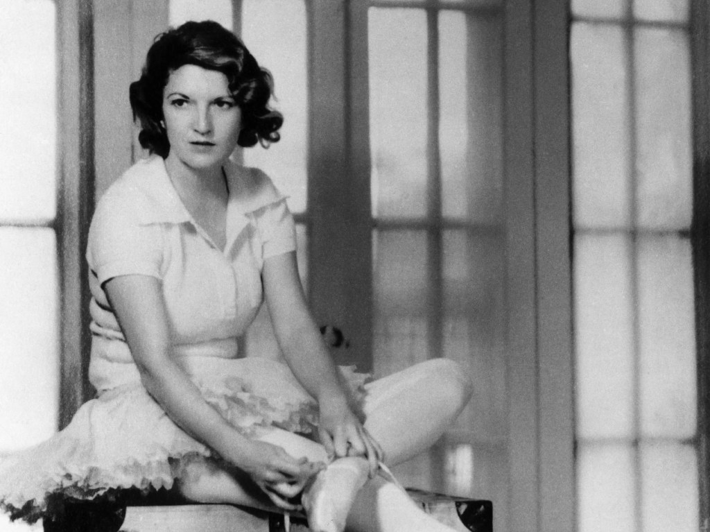 Why F. Scott Fitzgerald is ACTUALLY&nbsp;TRASH